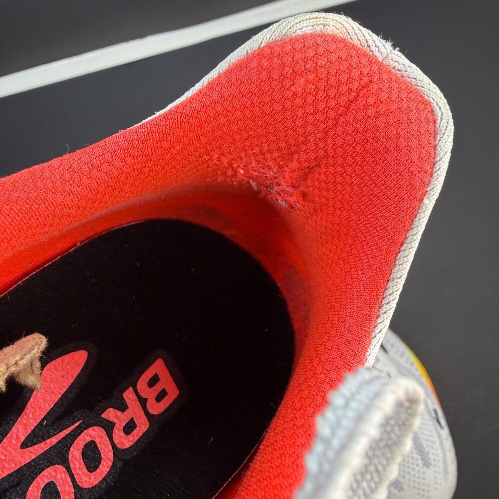 Brooks Hyperion Max 2 Shoes Womens 9 Illusion Coral Black Track Running *READ* - Picture 6 of 16